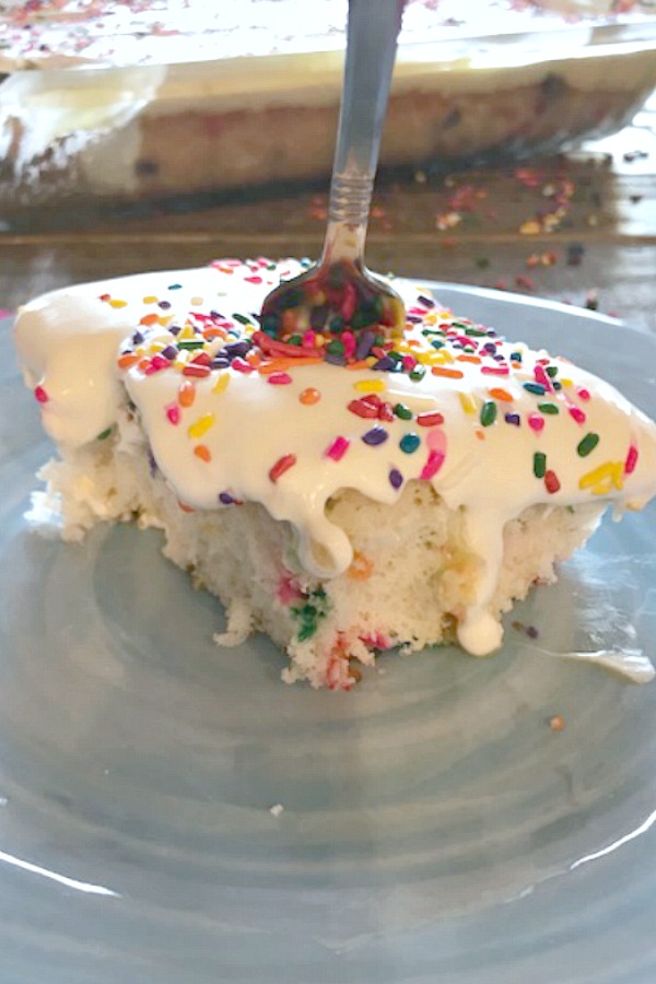 Funfetti Celebration Pudding Cake Pams Daily Dish