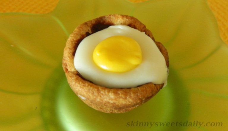 Sweet Creamy “Cadbury” Eggs In A Cookie Cup