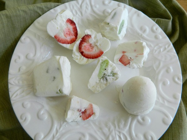 4 Ingredient Frozen Fruit Yogurt Bites