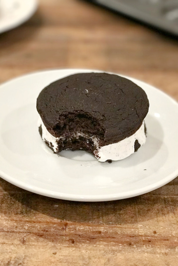 Dark Chocolate Whoopie Pies