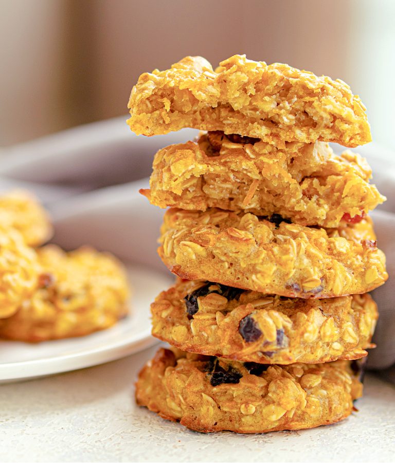 Carrot Cake Oatmeal Cookies