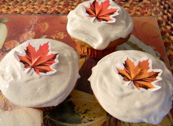 Harvest Cupcakes with Creamy Cinnamon Frosting