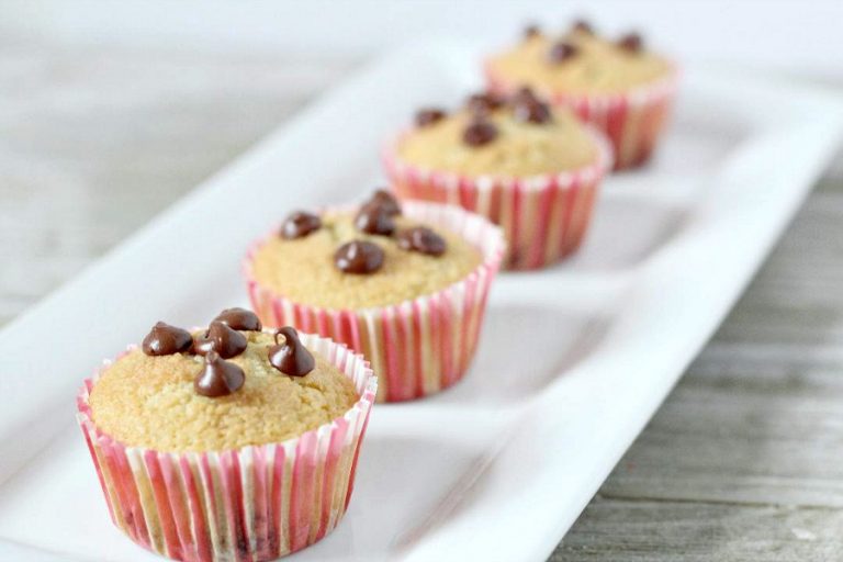 Keto Chocolate Chip Muffins/Cupcakes