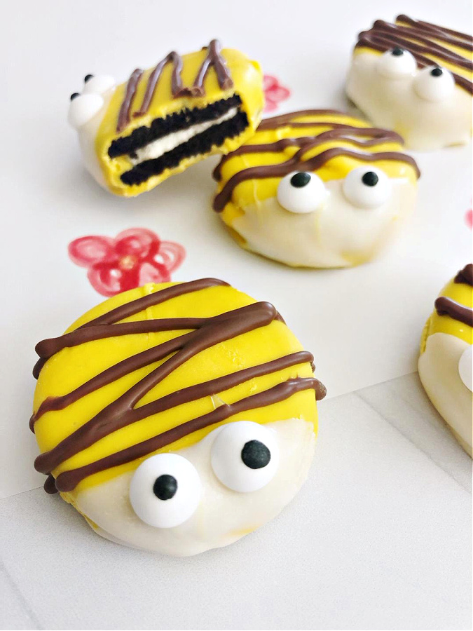 Oreo Bumblebee Cookies