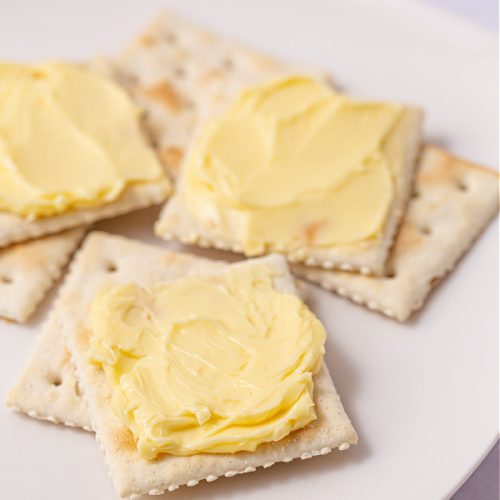 Buttered Saltine Crackers - Pam's Daily Dish