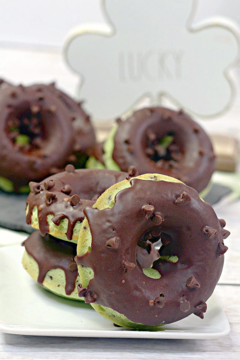 Baked Mint Chocolate Chip Donuts