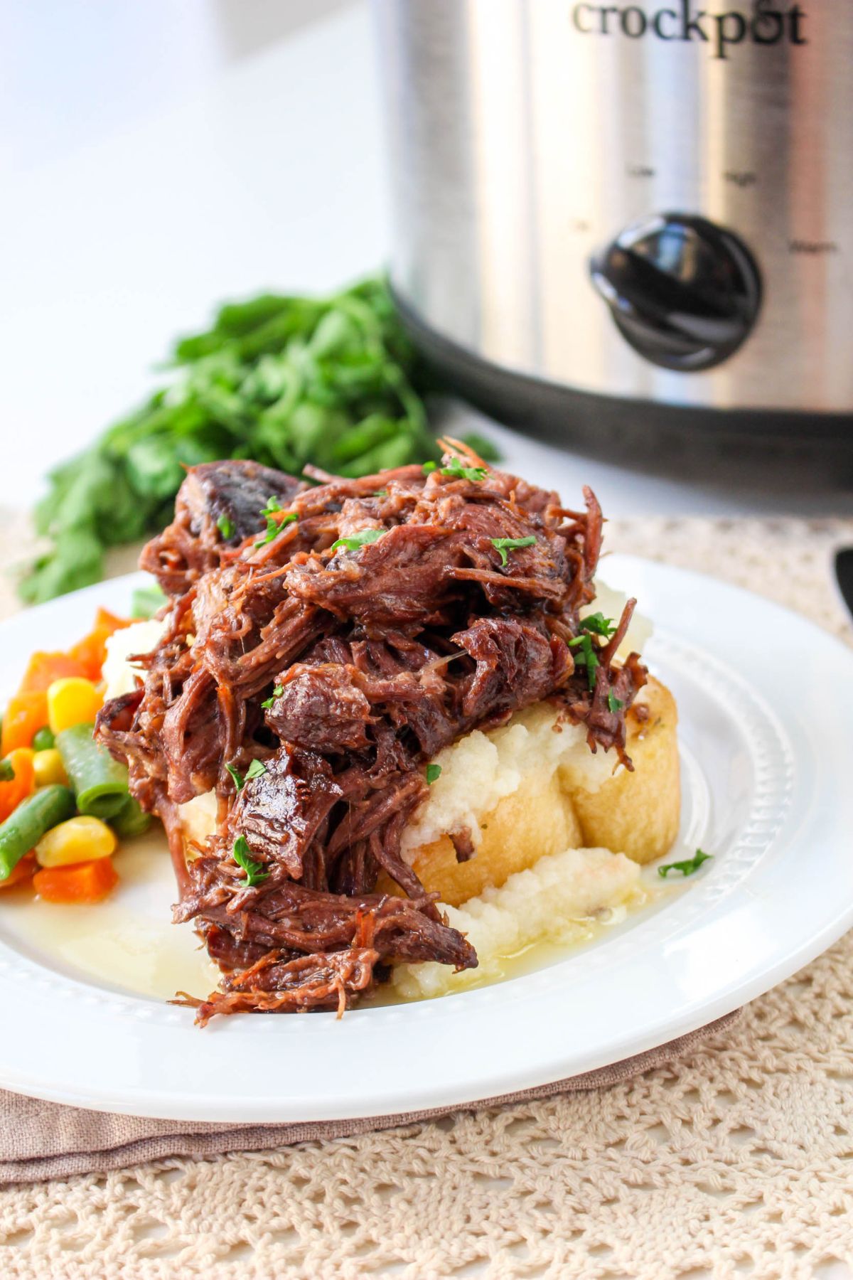 Slow Cooker Beef Manhattan - Pams Daily Dish