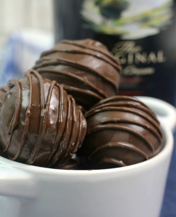 Roundup Image for Chocolate Recipes 
