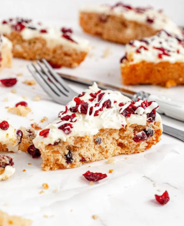 Roundup Image for Best Starbucks Bakery Items