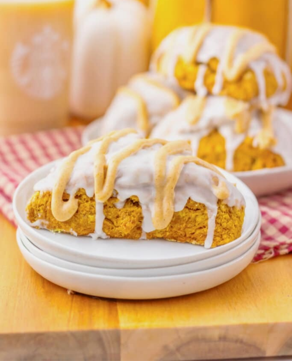 Roundup Image for Best Starbucks Bakery Items