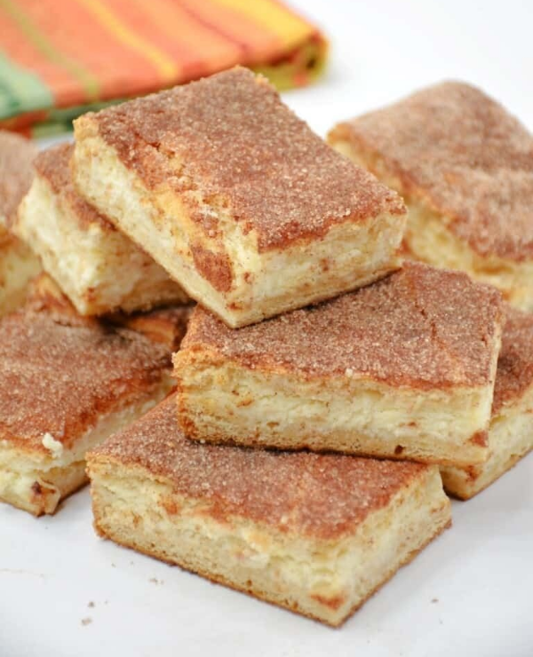 Roundup Image for Crescent Roll Recipes 