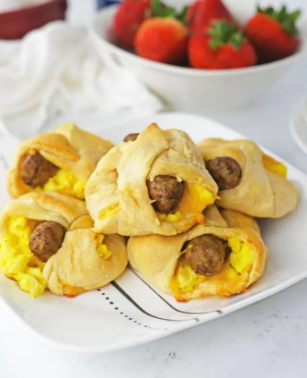 Roundup Image for Crescent Roll Recipes 