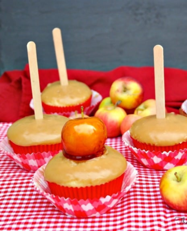 Roundup Image for Thanksgiving Cupcake Recipes
