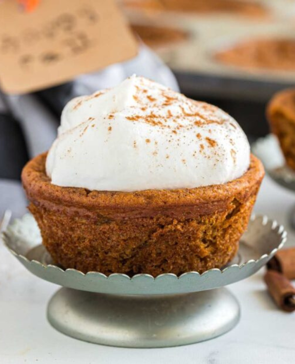 Roundup Image for Thanksgiving Cupcake Recipes
