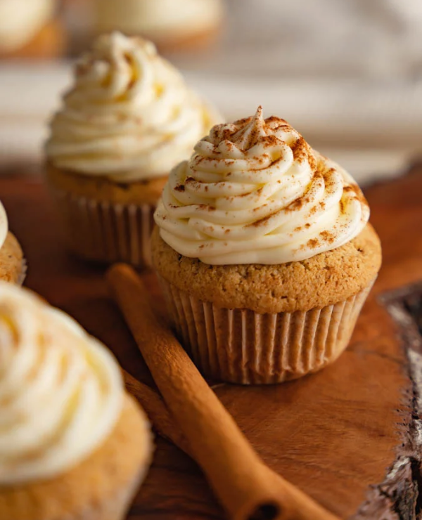 Roundup Image for Thanksgiving Cupcake Recipes
