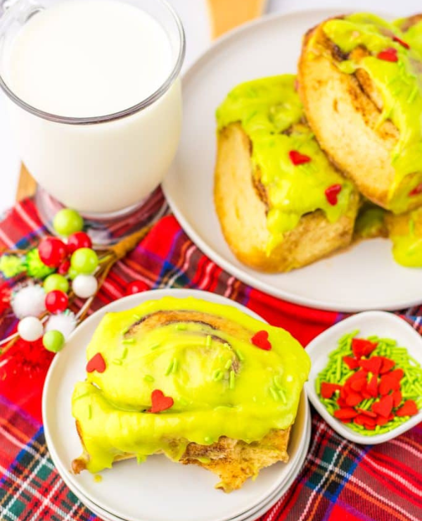 Roundup Image for Grinch Recipes