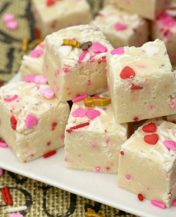 Roundup Image for No-Bake Valentine Treats