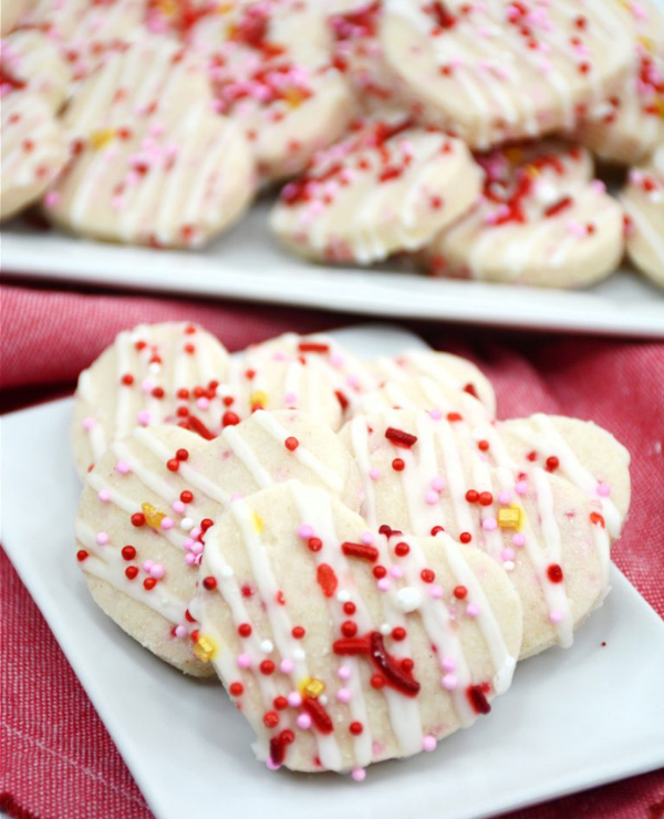 Roundup Image for Cute Valentine Cookies