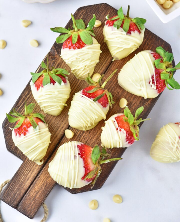 Roundup Image for No-Bake Valentine Treats