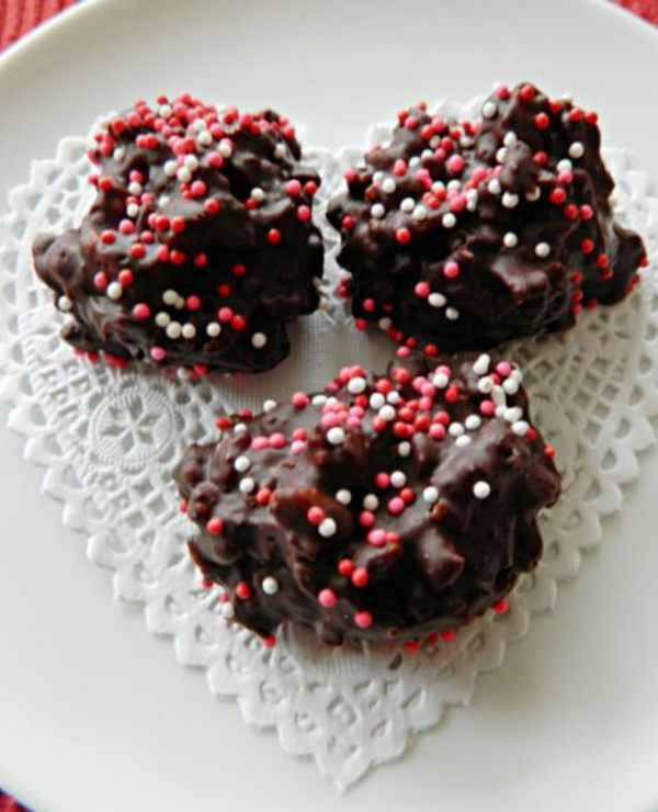 Roundup Image for Valentine Dessert Recipes