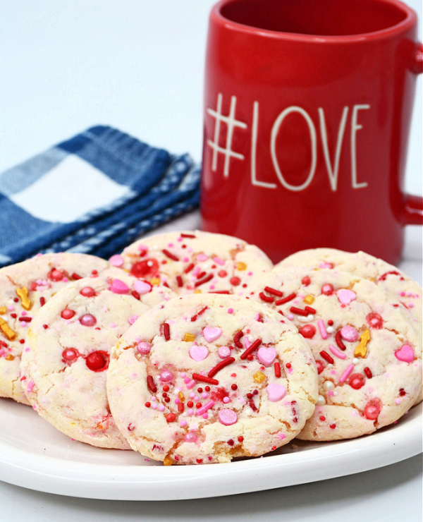 Roundup Image for Cute Valentine Cookies