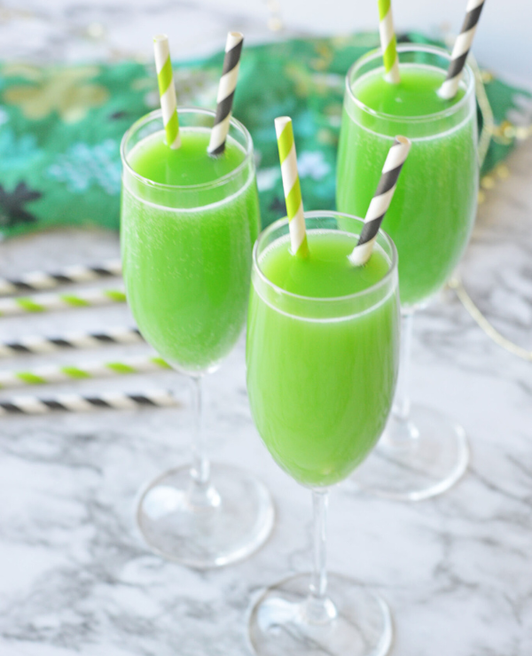 Roundup Image for Drinks Recipes for St Patrick's Day