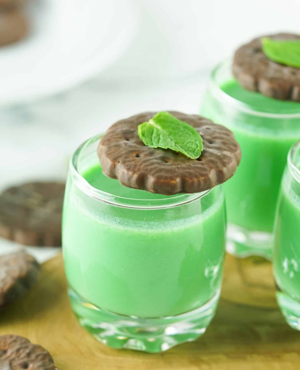 Roundup Image for Drinks Recipes for St Patrick's Day