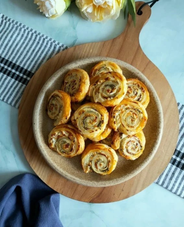 Roundup Image for Easy Go-To Recipes for Fathers Day