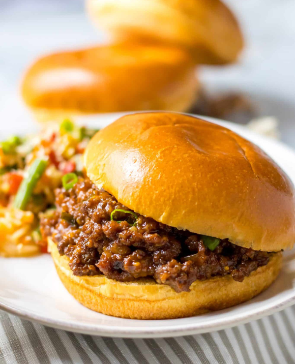 Roundup Image for Easy Go-To Recipes for Fathers Day