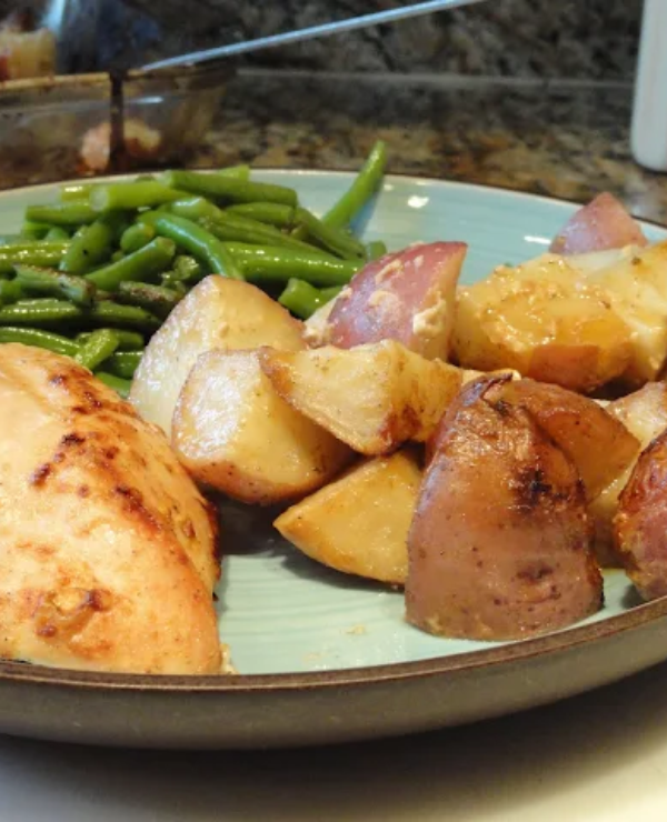 Roundup image for One-Pan Chicken Dinners