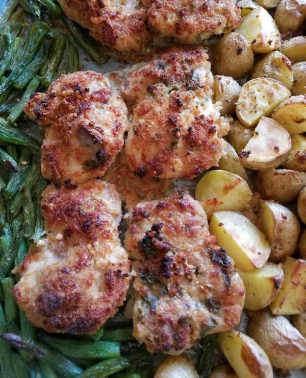 Roundup image for One-Pan Chicken Dinners